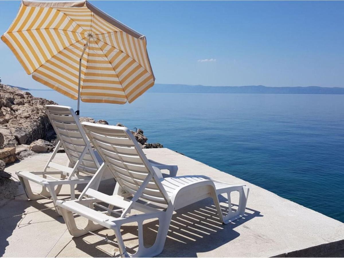 Holiday House Jakov Gdinj Kültér fotó