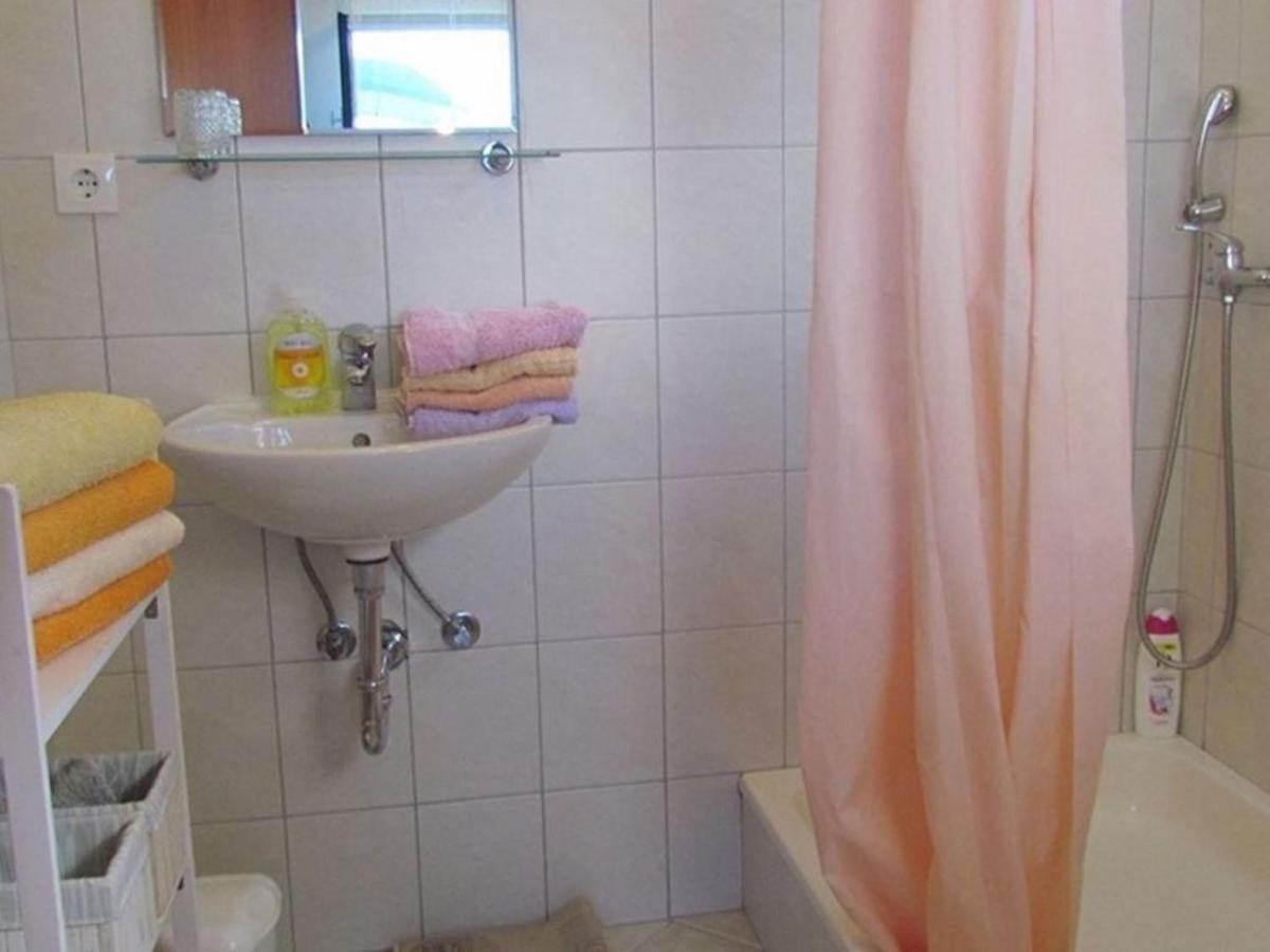 Holiday House Jakov Gdinj Kültér fotó